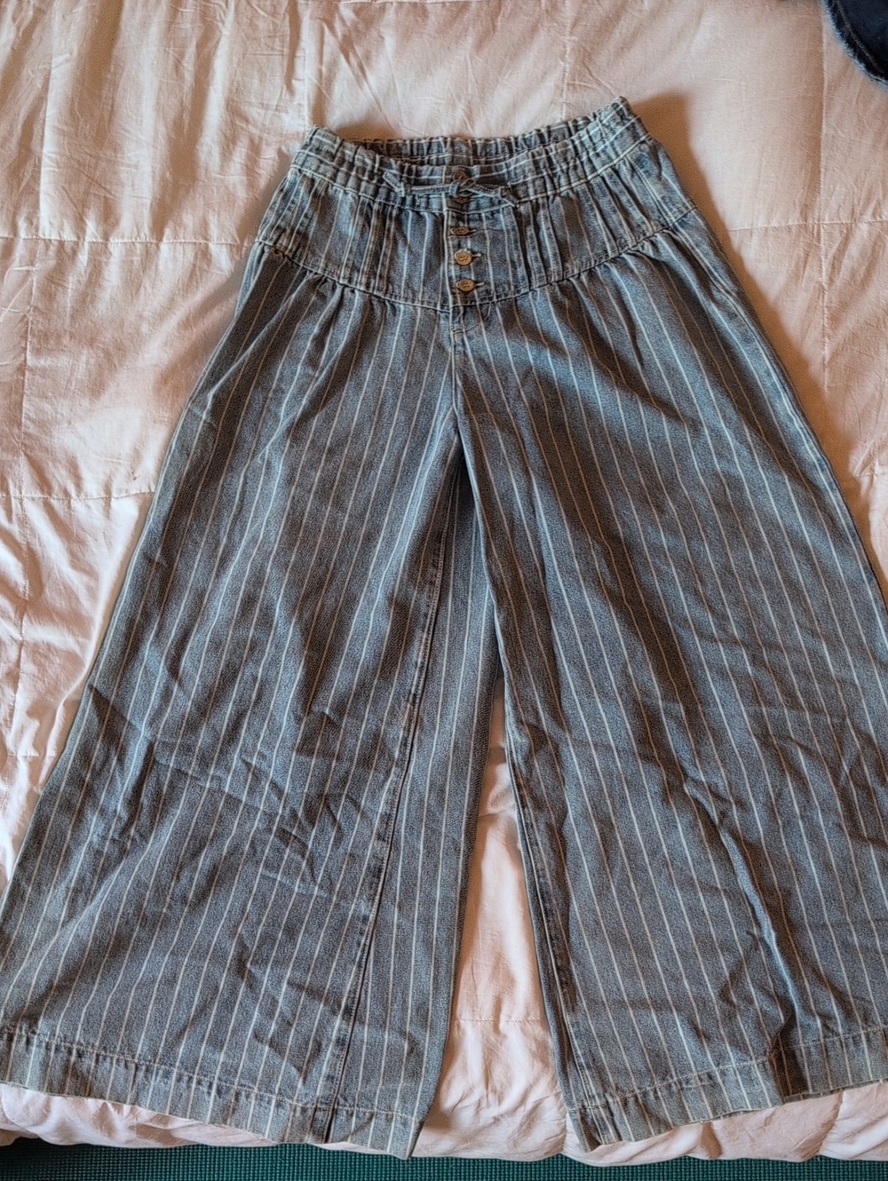 Wide-Leg Pinstripe Denim Pants - Blue